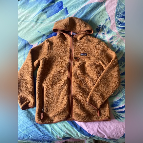 Women’s Patagonia Retro Pile Hoodie - Picture 5 of 5